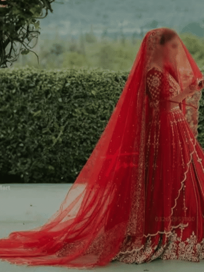 bridal veil dupatta in Pakistan