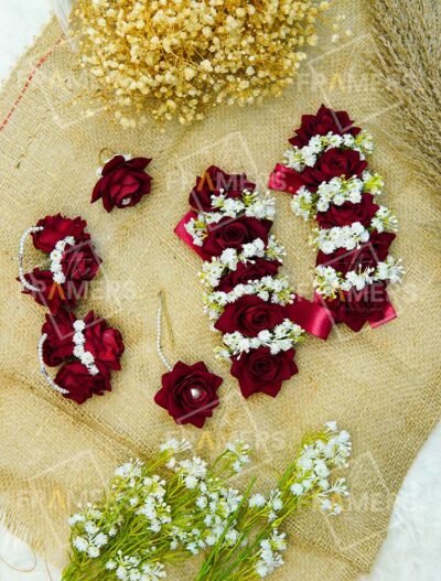 Maroon Rose Bridal Gajra Set with Rings & Flower Earrings