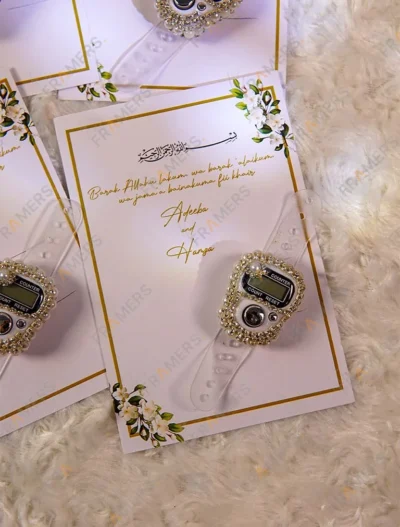 Sophisticated wedding favor presentation with rhinestone details
