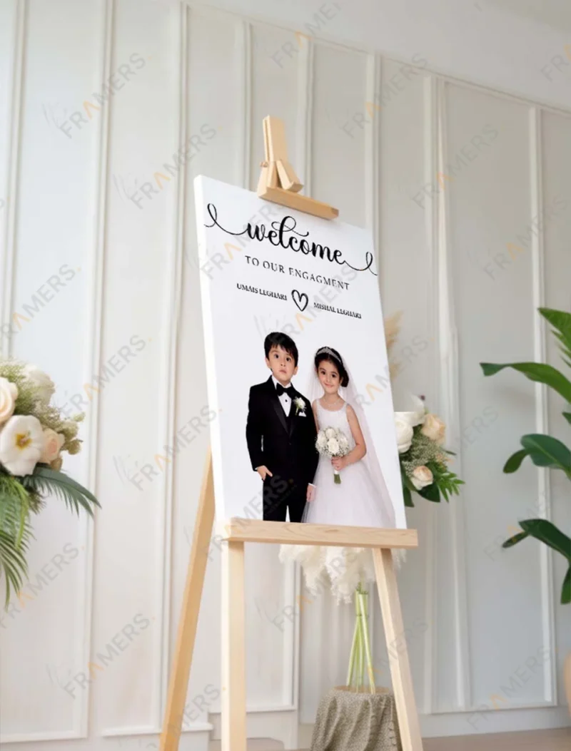 chic-kids-photo-engagement-ceremony-welcome-board-4