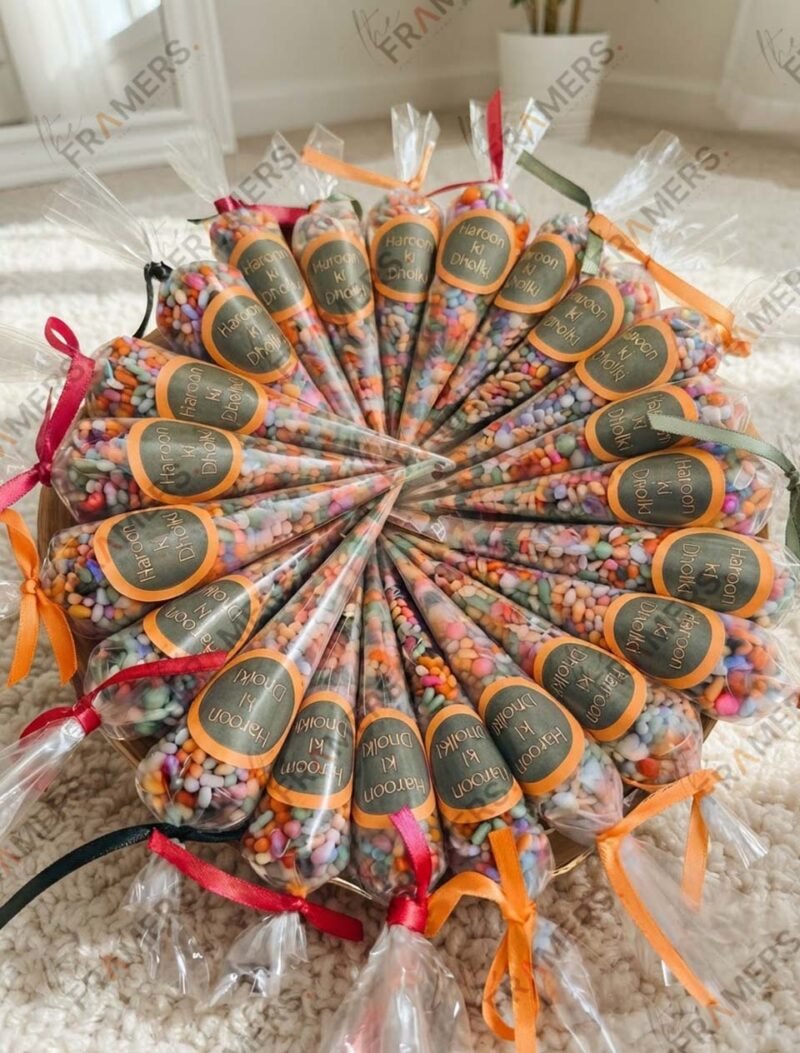 Mehndi Favor Cards with Song Cone